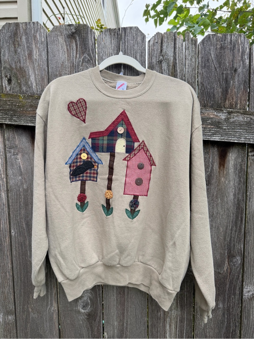 vintage 90s grandma beige cottage-core crewneck sweatshirt fall autumn birdhouse